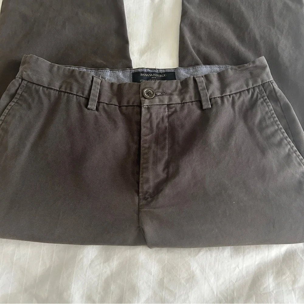 Banana Republic Men's Straight Fit Emerson Chino Sharp Grey Size 30x30
